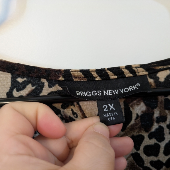 Briggs New York Brown Animal Print Blouse - Picture 4 of 11